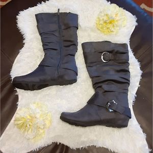 Very Gently used Wanted boots